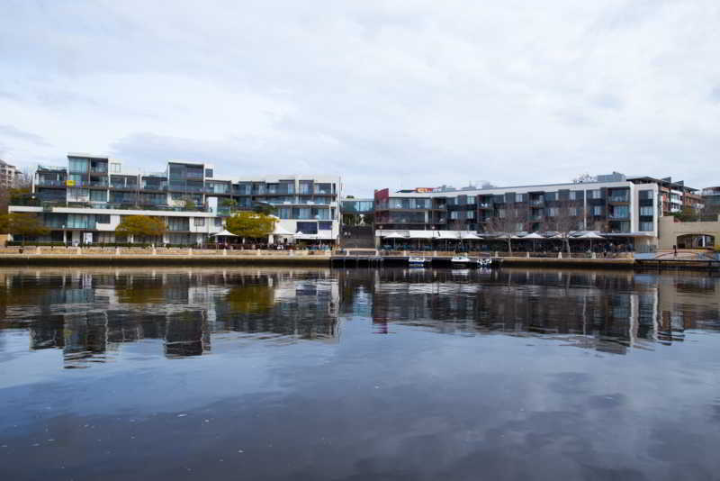 Regal Apartments Perth Buitenkant foto