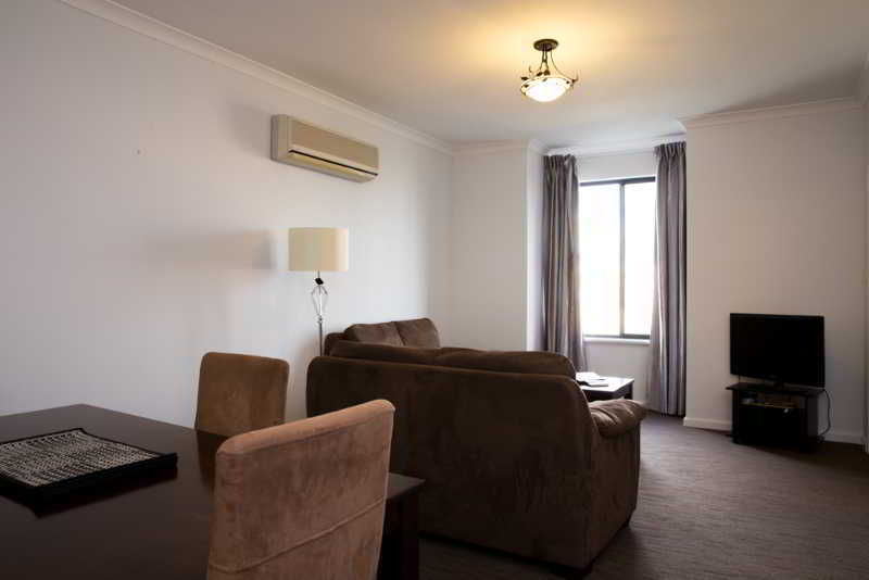 Regal Apartments Perth Buitenkant foto